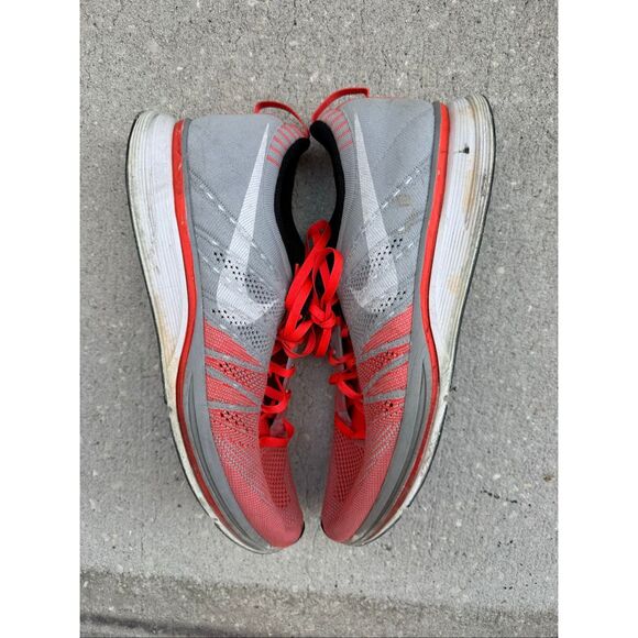 Nike Flyknit Trainer Running Shoes Gray Bright Crimson Mesh Athletic Size 11.5 main image 4